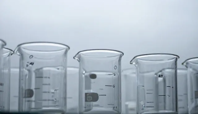 石英烧杯规格定制的适用场景与限制分析